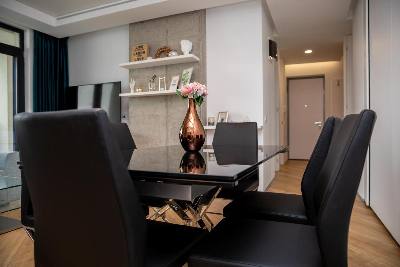Novum Aparthotel Bukarest Exteriör bild